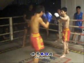 成人力气比拼视频