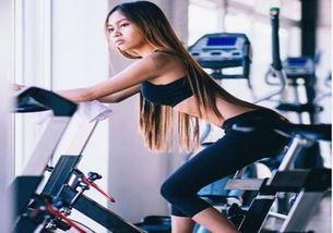 成人女孩换舞蹈服视频