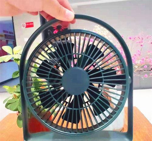 成人头戴风扇好吗视频