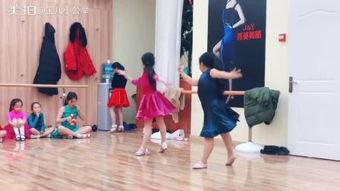 成人独舞演出视频