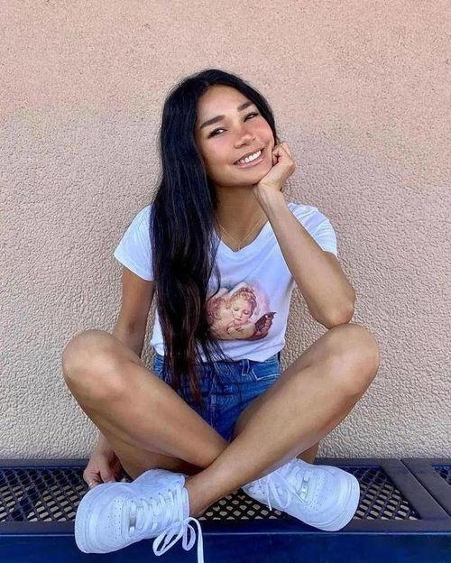 成人母女写真外景视频