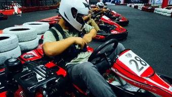 成人卡丁车骑行视频素材