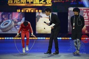 跳绳视频成人男孩,成人男孩跳绳健身风采展示